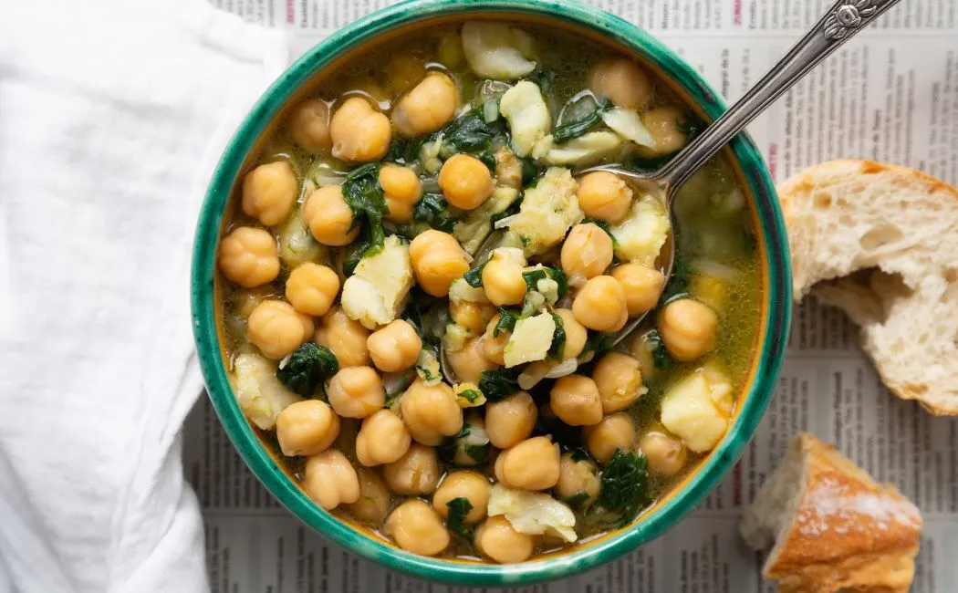 Zuppa di Ceci e Spinaci - zupa z ciecierzycy ze szpinakiem